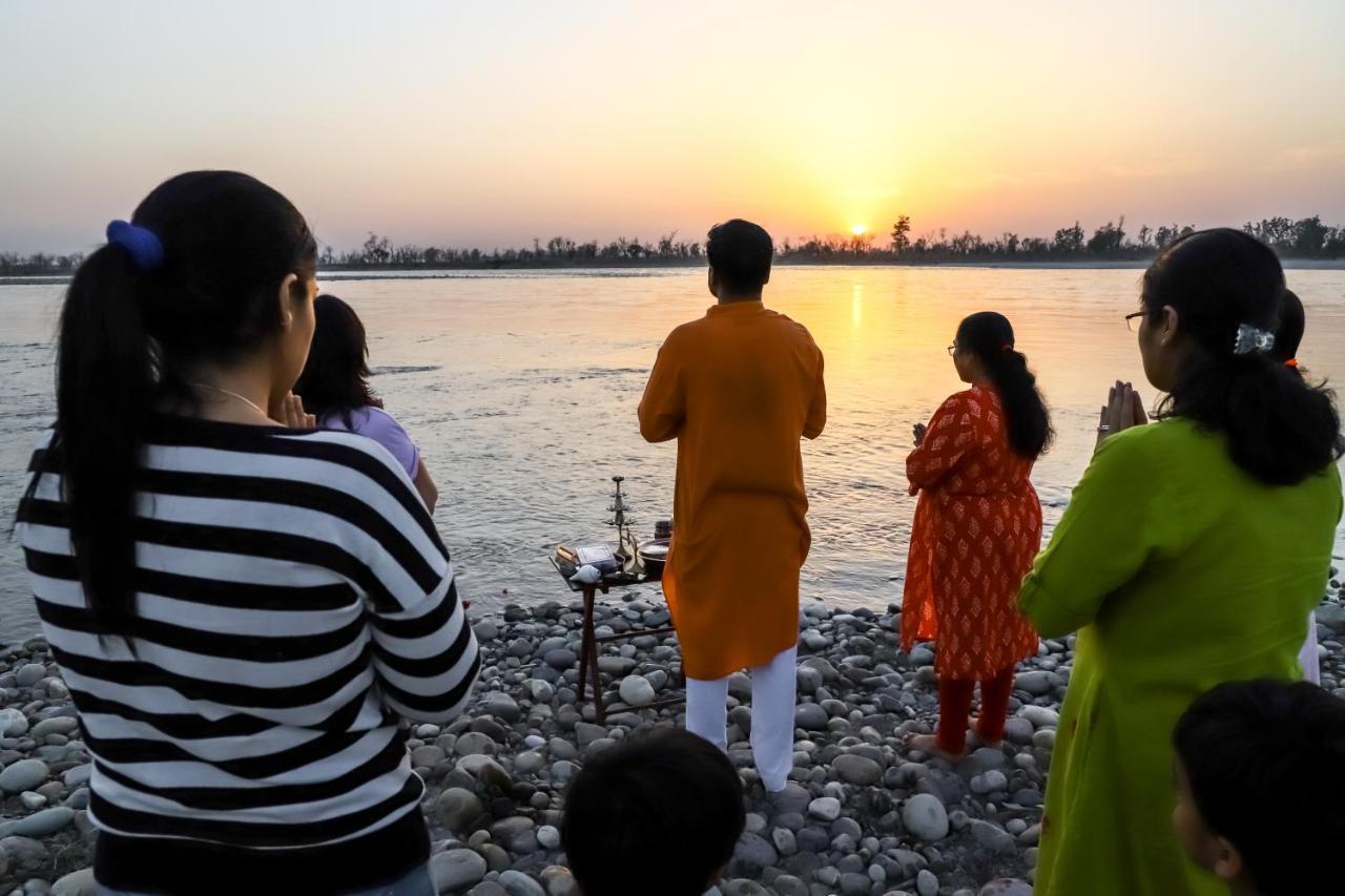 Amatra By The Ganges Hotell Haridwār Eksteriør bilde