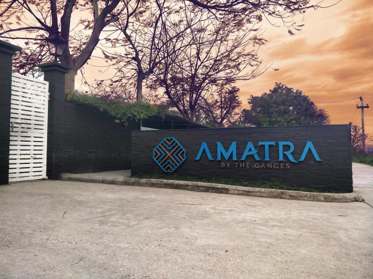 Amatra By The Ganges Hotell Haridwār Eksteriør bilde
